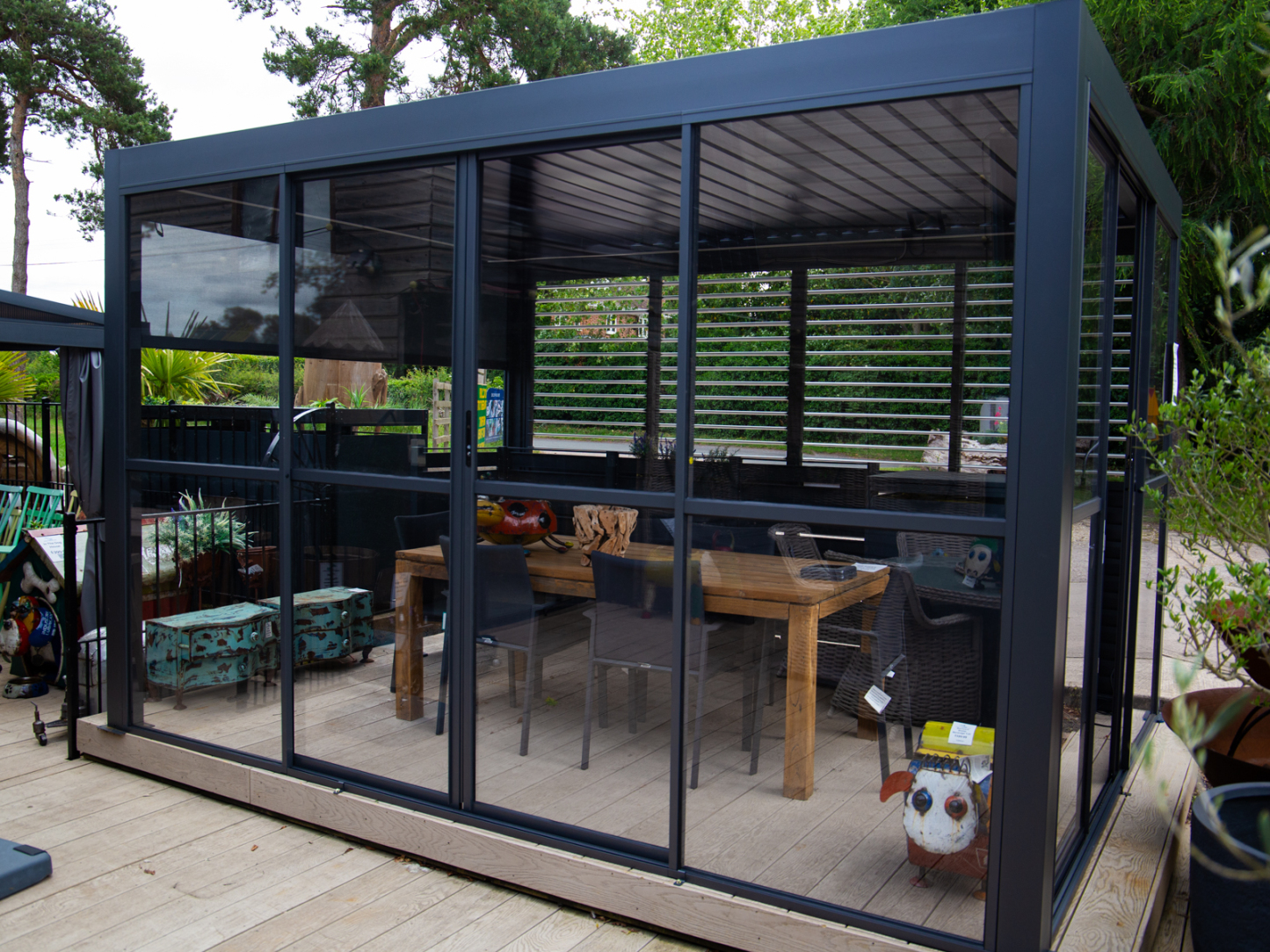 Acrylic Sliding Doors | Neptune