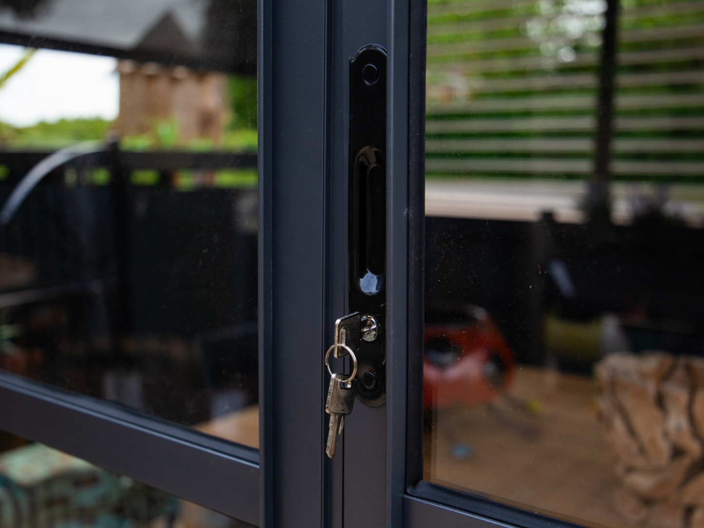 Acrylic Sliding Doors | Neptune