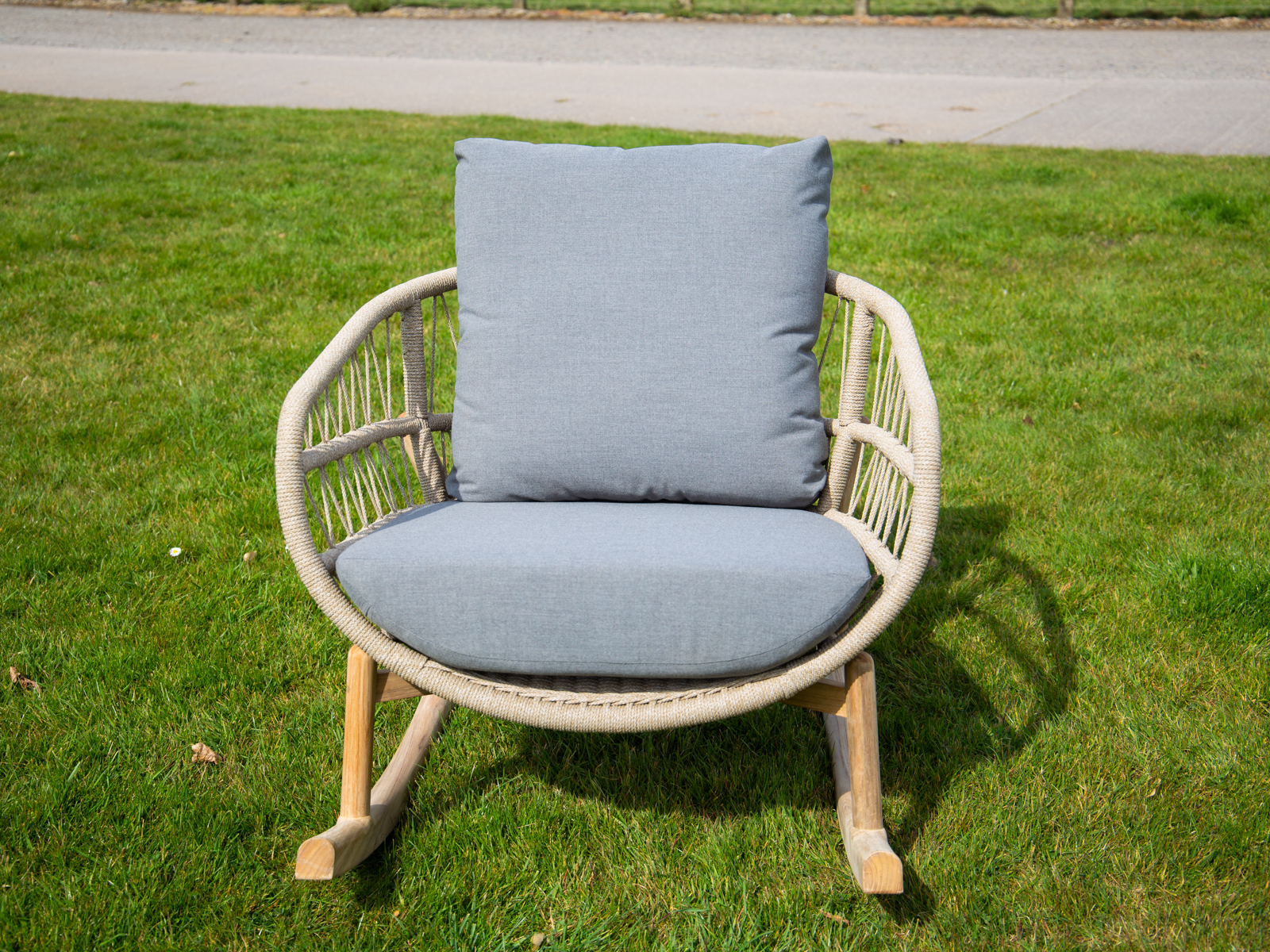 Wholesale Vienna Rope Rocker Chair