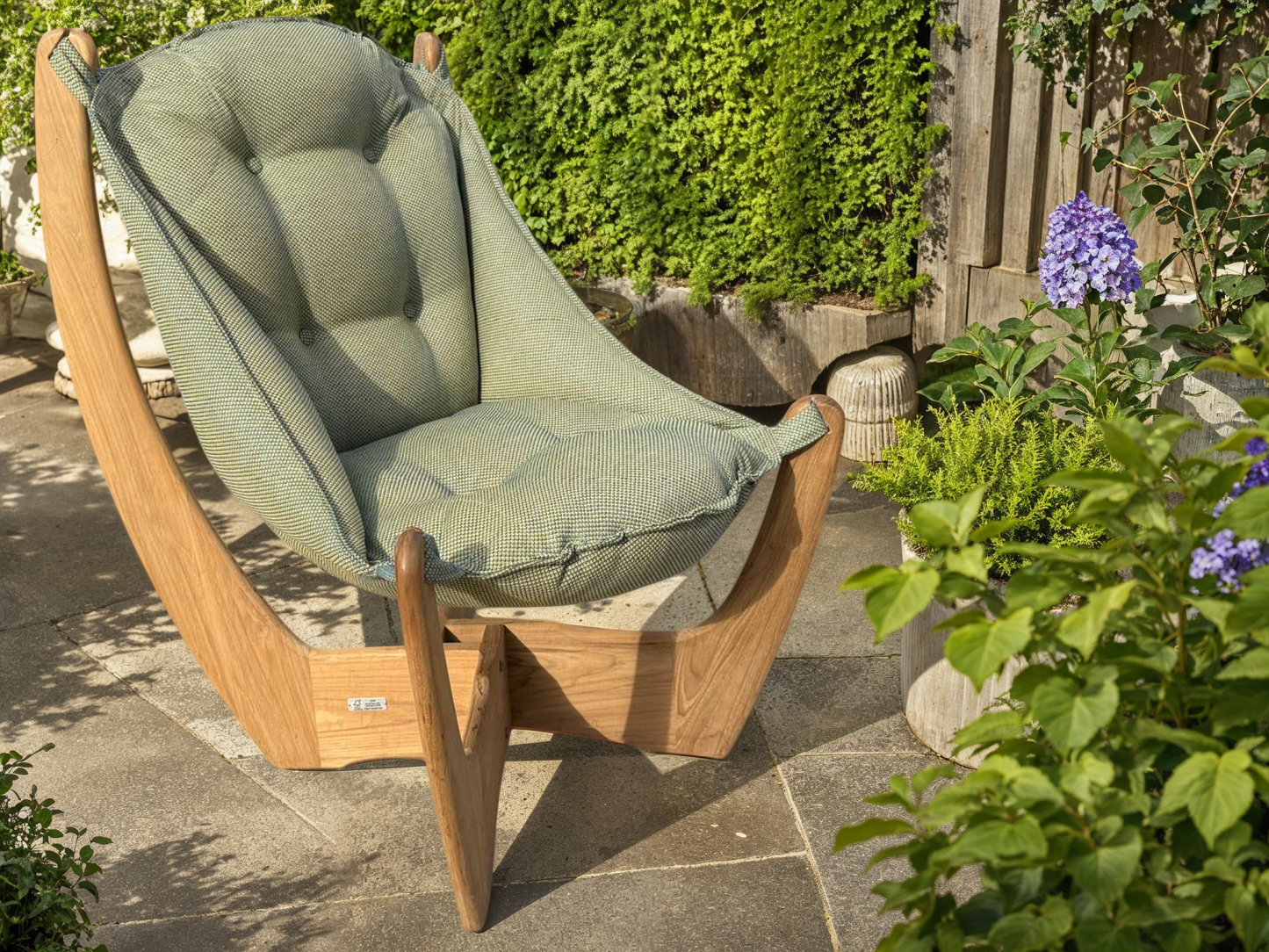 Wholesale Kangaroo Teak Lounge Chair | FSC Certified