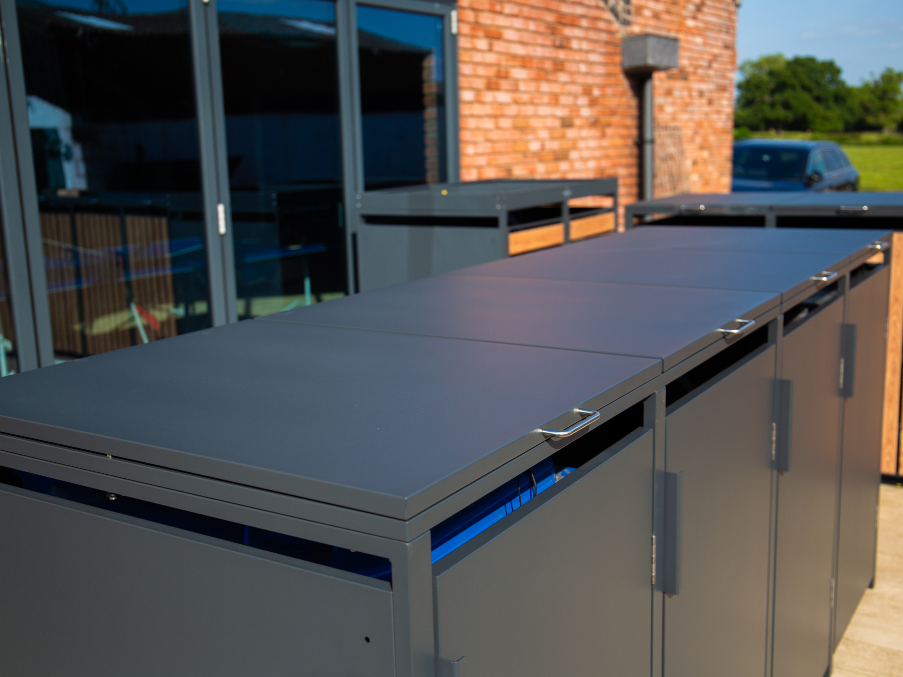 Anthracite Quad Solid Panel Wheelie Bin Storage