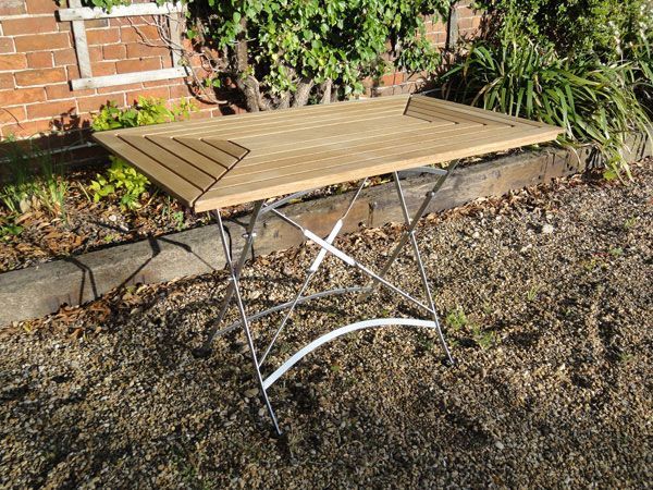 Wholesale Clarence Folding Rectangular Table
