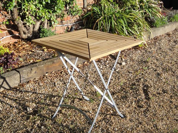 Wholesale Clarence Folding Square Table