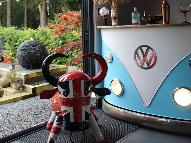 Indian VW Bus Bar Counter | Blue And White