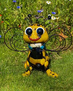 Wholesale Buzzy Bee Planter