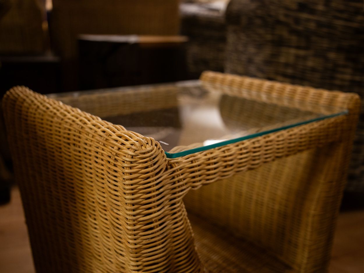 Wholesale MGM Chester Side Table