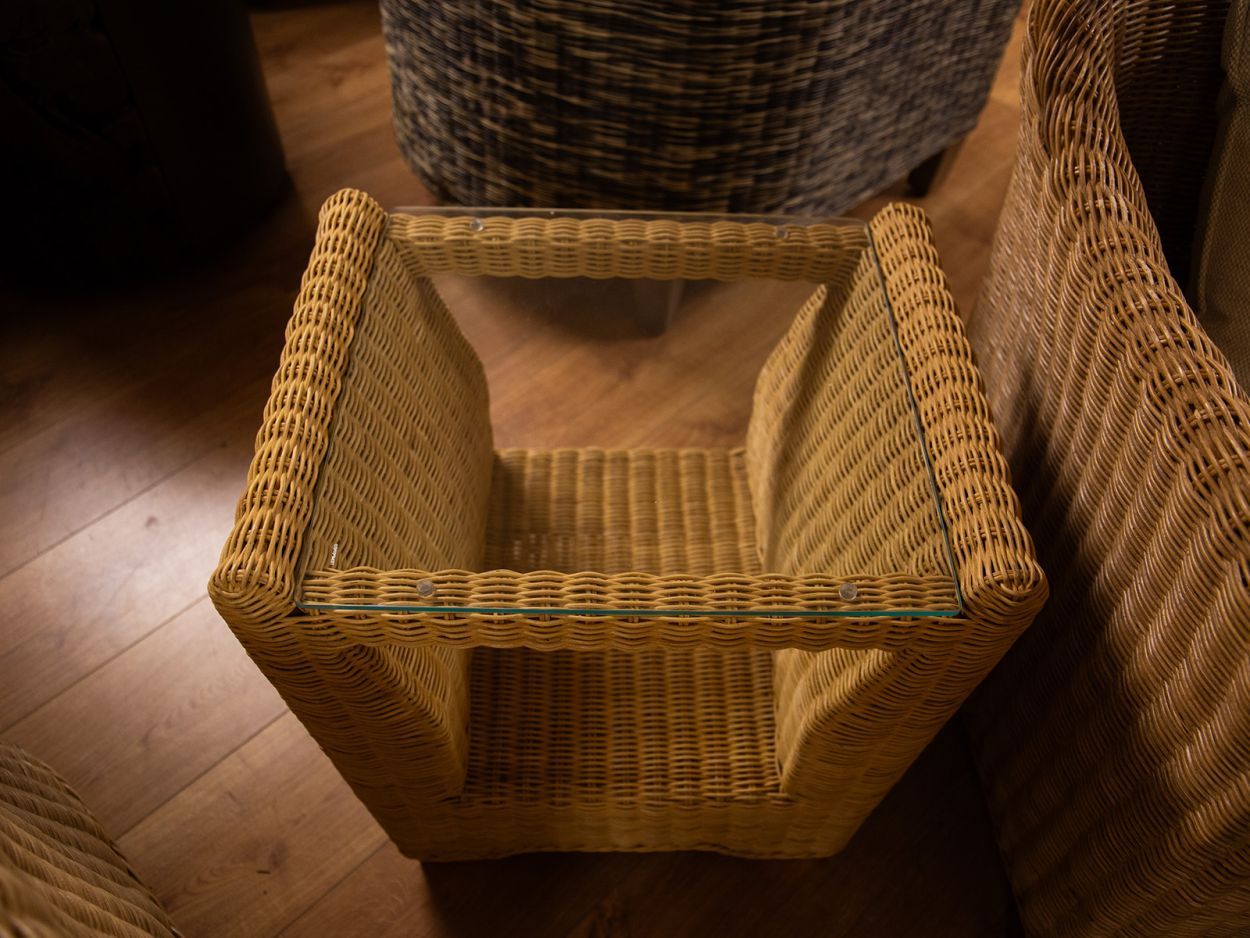 Wholesale MGM Chester Side Table