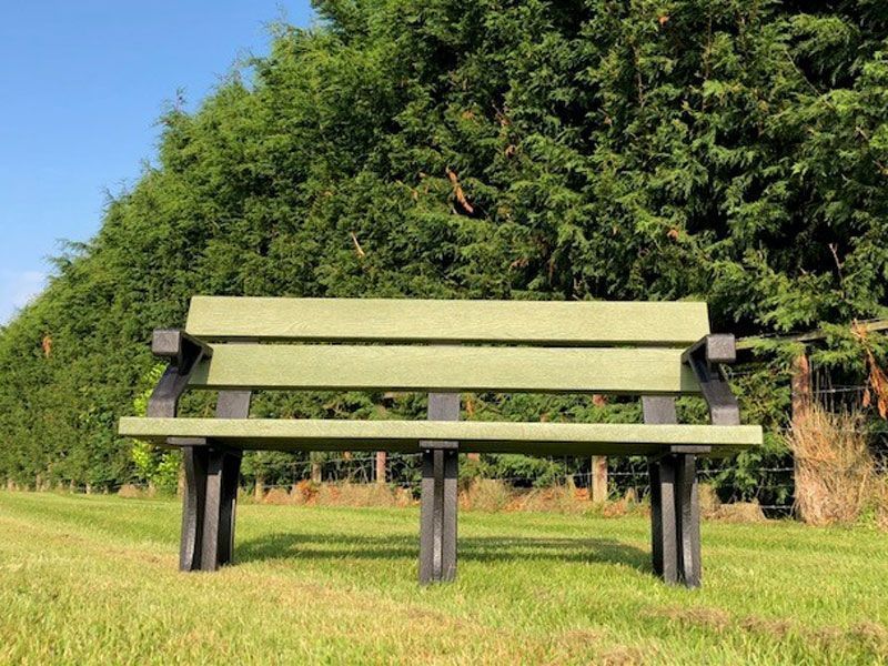 Eco Park Bench Arms 1.5m | Lime Green Grain
