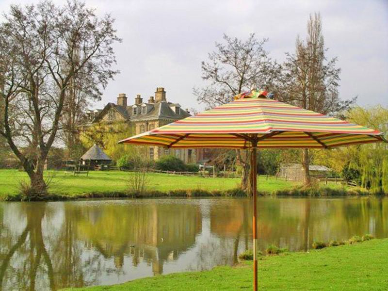 Wholesale Emerald 2.7M Dia Parasol | FSC® Certified