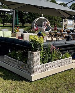 Wholesale Fiji Corner Planter