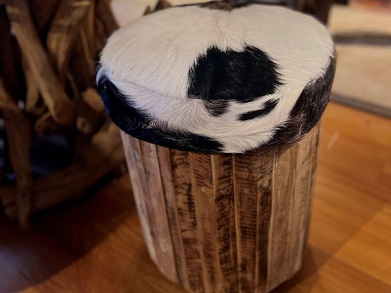 Wholesale Goat Stool