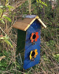 Wholesale Twos Getaway Bird House