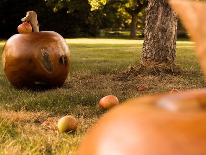 Wholesale Apple Wooden Ornament 