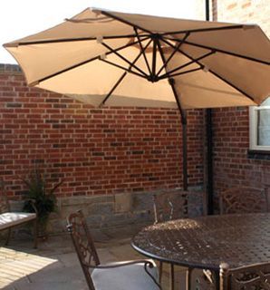 Wholesale Junior Roma 3m Diameter Cantilever Parasol  & Weather Cover