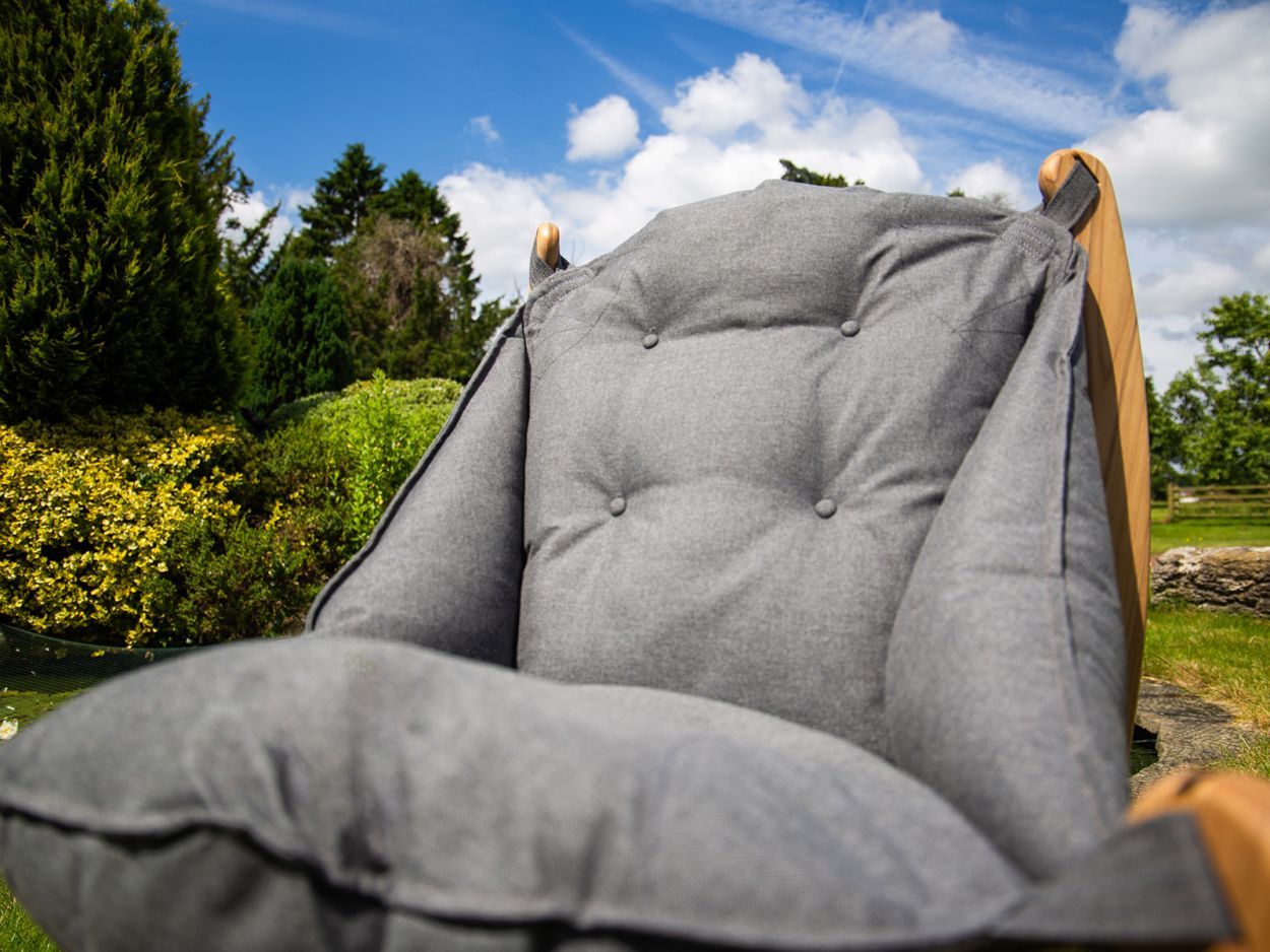 Wholesale Kangaroo Teak Lounge Chair | FSC Certified
