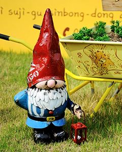 Wholesale Lionel The Gnome With Lantern