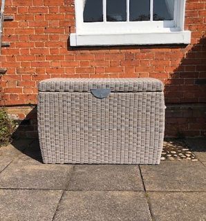 Wholesale Meteor Cushion Box