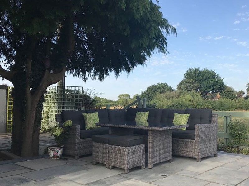 Wholesale Provence Corner Dining Set