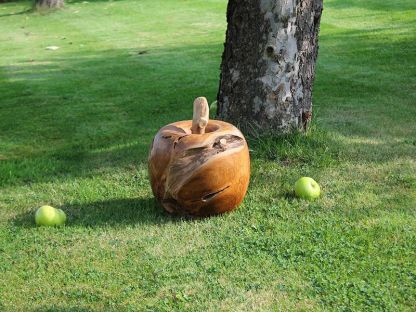 Wholesale Apple Wooden Ornament 