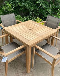 Wholesale Windsor 1.2m Diameter Table 