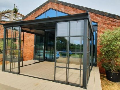 Four Seasons Wall Screen House 3 x 4.8M