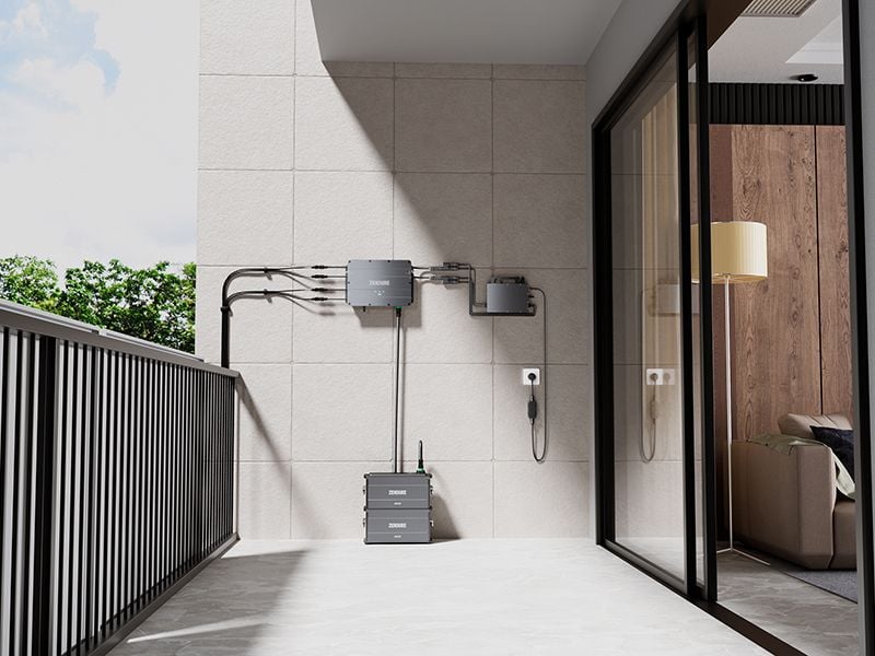 Zendure Solar Flow Smart Hub, Microinverter, and 1kw Battery Kit | KS 