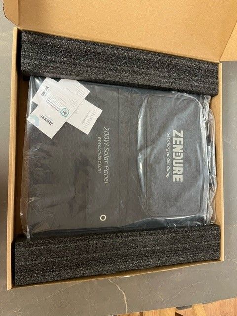 Zendure 200W Folding Solar Panel – Kingdom Solar