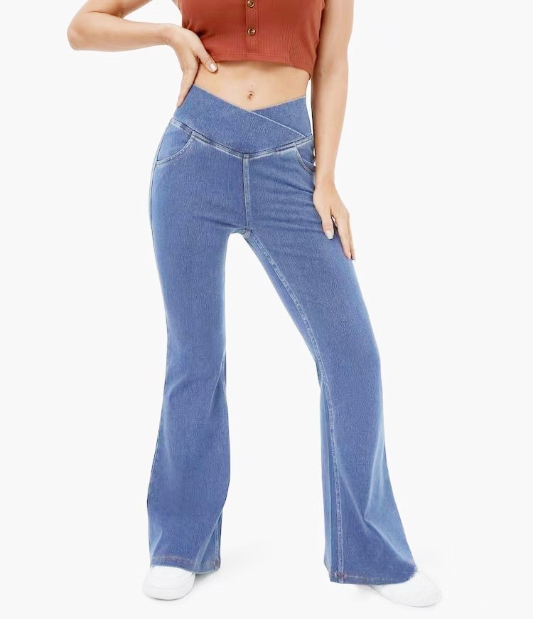 Women's high-waisted stretch crossover jeans