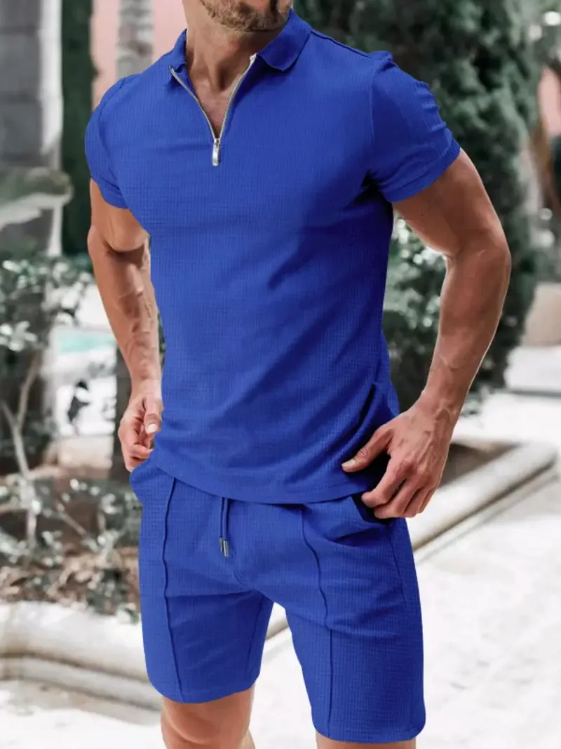 Men's summer casual two-piece set: a plaid print short-sleeved T-shirt paired with drawstring shorts.