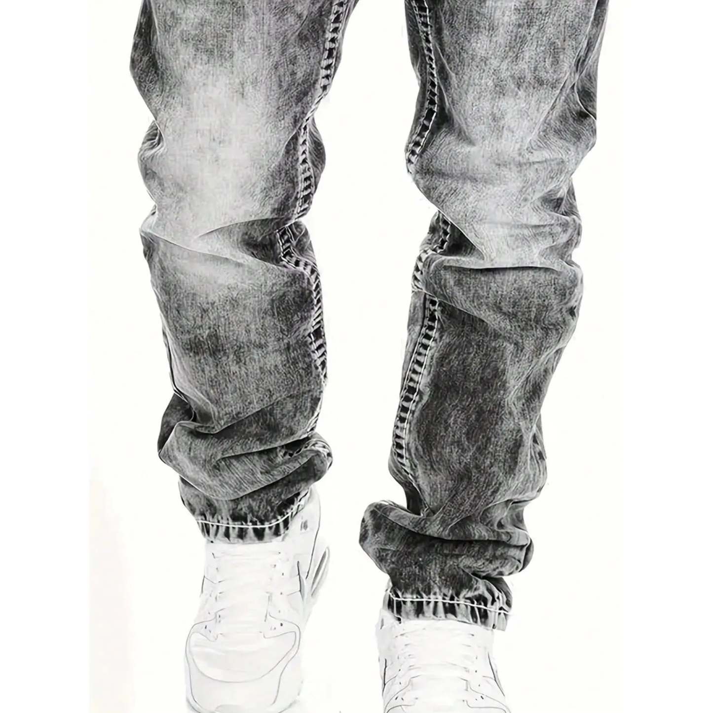 Easy-to-wear summer jeans for men – lightweight stretch fabric, straight cut, versatile and easy to combine ☀️👍