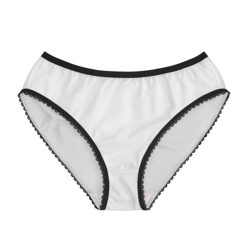 Personalized pattern contrast panties