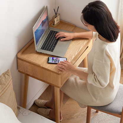 小淘家实木梳妆台北欧小户型化妆桌书桌一体现代简约橡木化妆台