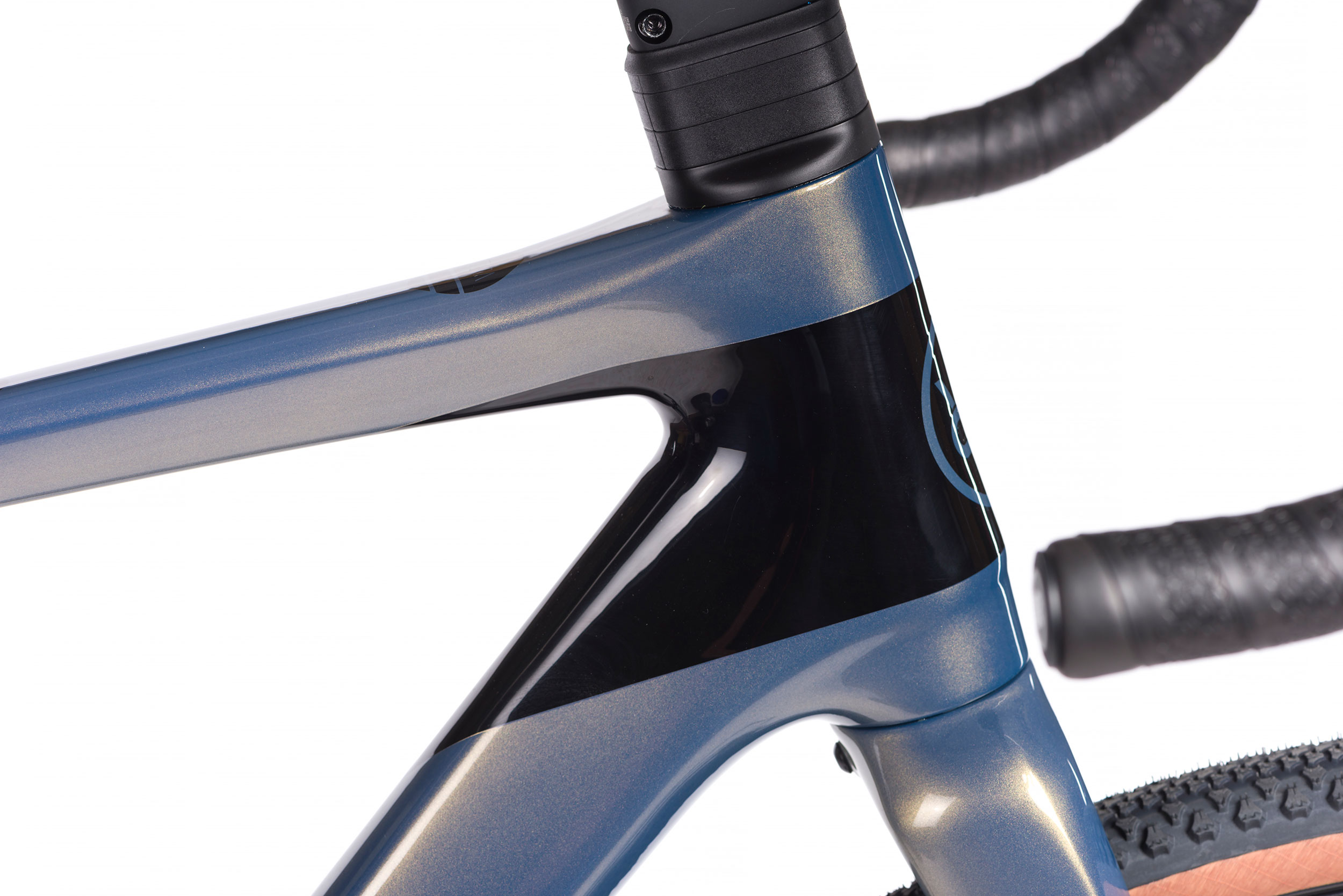 Terra C 105 Di2 Gravel Bike