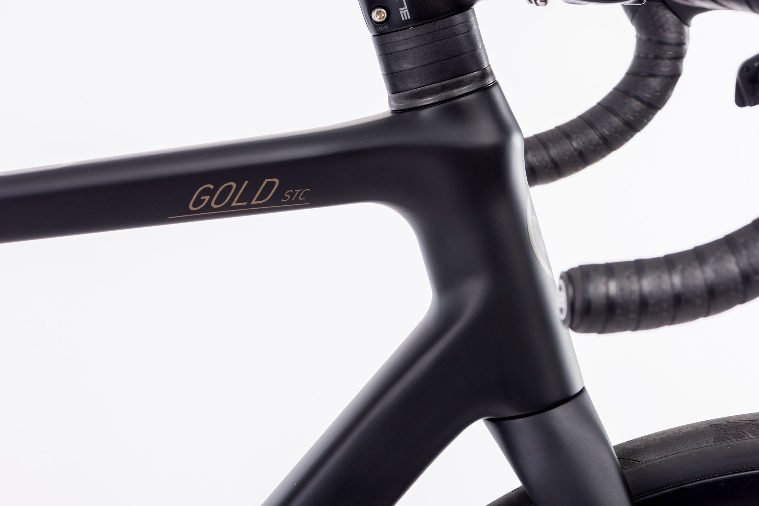 2025 Gold STC Force D2 Etap AXS Bike