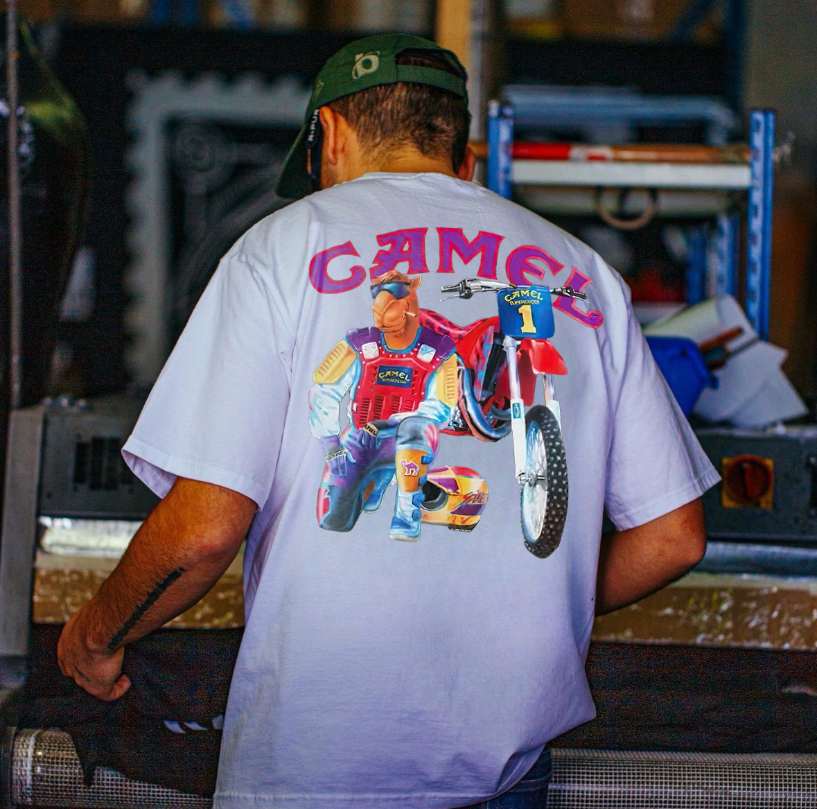 Camel Vintage Printed Unisex Oversized T-shirt Image - 11