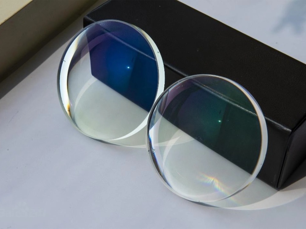 How do lens index work?