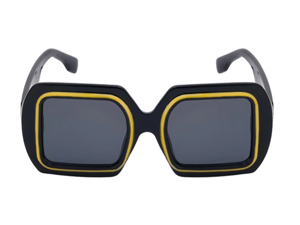 Lindsey - Square Sunglasses
