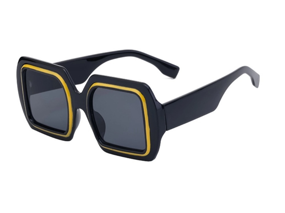 Lindsey - Square Sunglasses