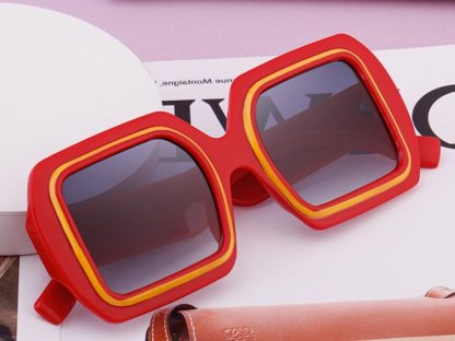 Lindsey - Square Sunglasses