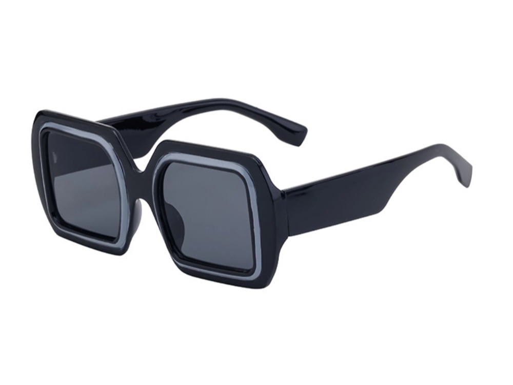 Lindsey - Square Sunglasses