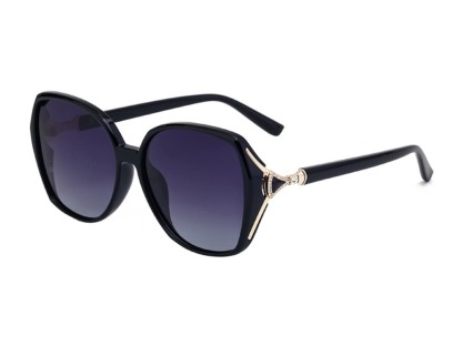 Suki - Square Polarized Sunglasses