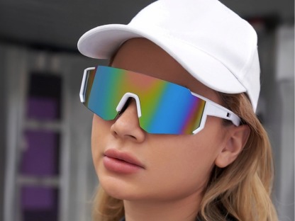 Wren - Rectangle Cycling Sunglasses