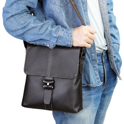Gowalletly Retro Leather Messenger Bag