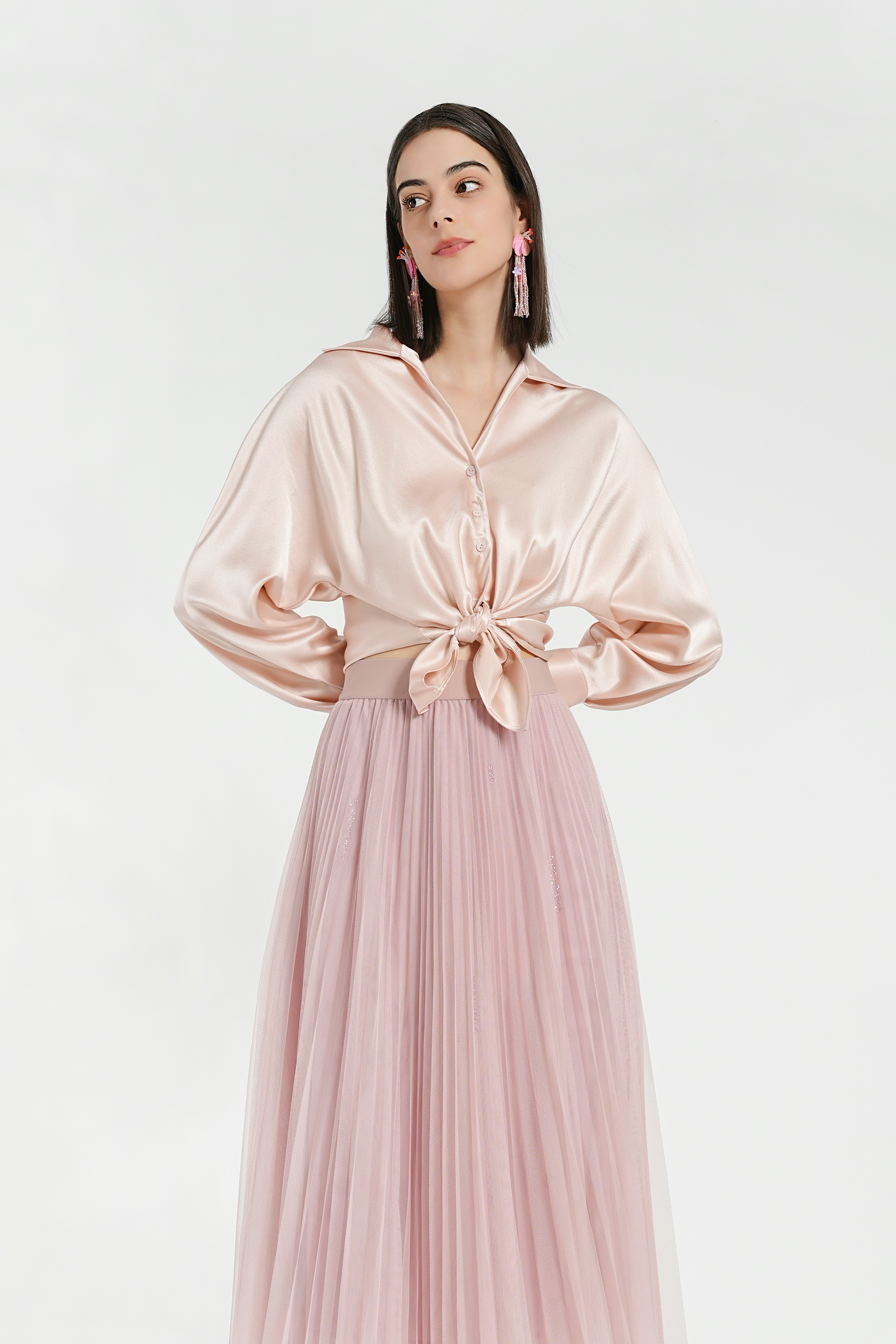 BESIONIA V-Neck Commuter Shirt