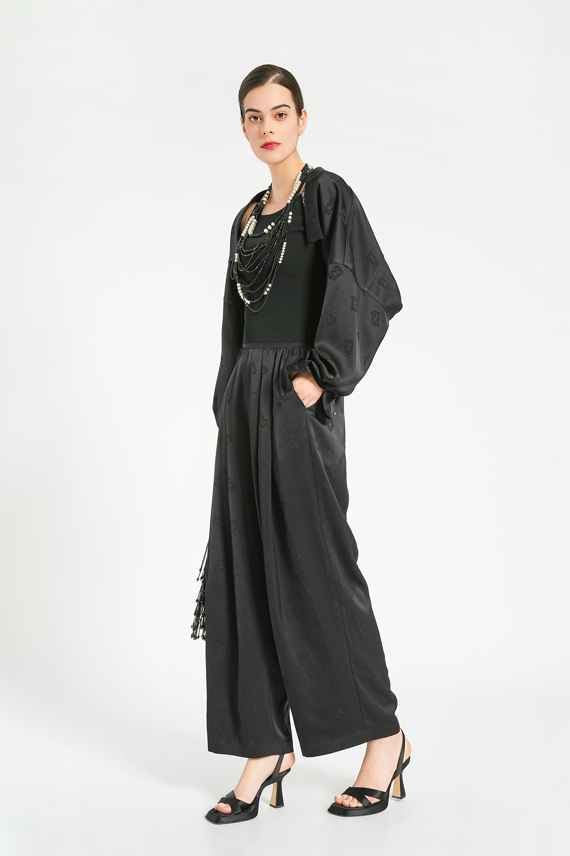 BESIONIA Retro Letter Bat Sleeve Short Jacket