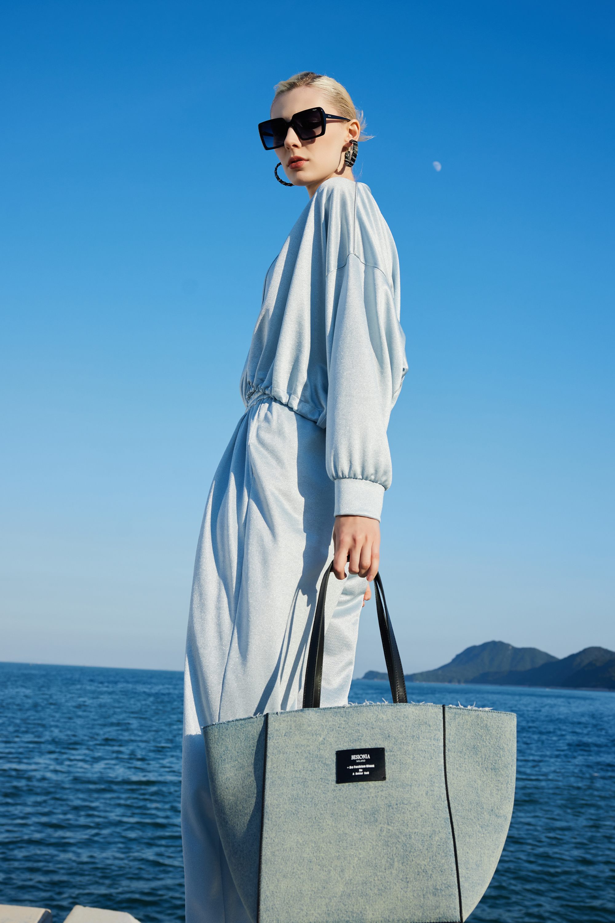 BESIONIA Sporty V-neck jacket