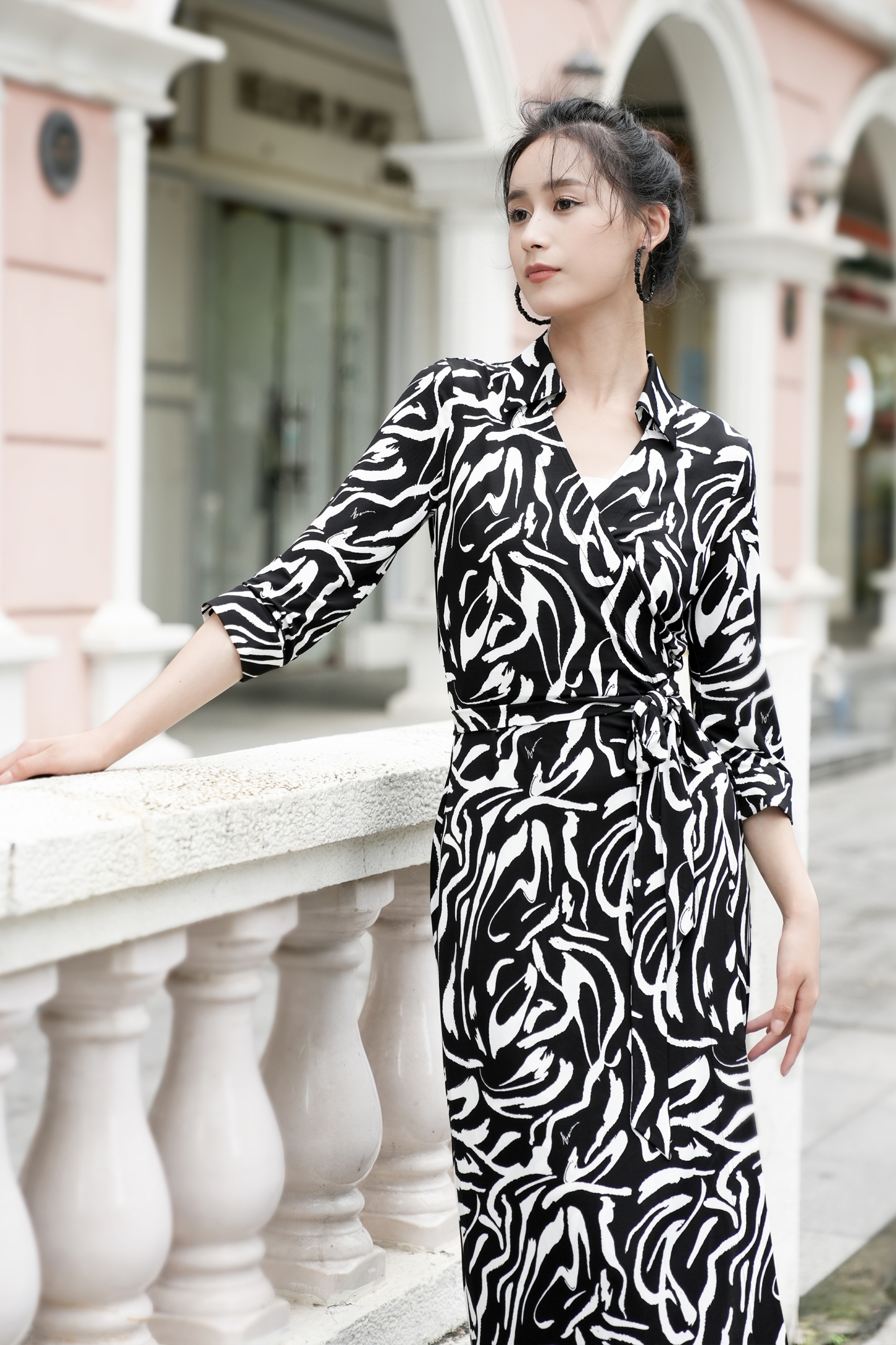 BESIONIA Slim Lace-Up Seven Sleeve Dress