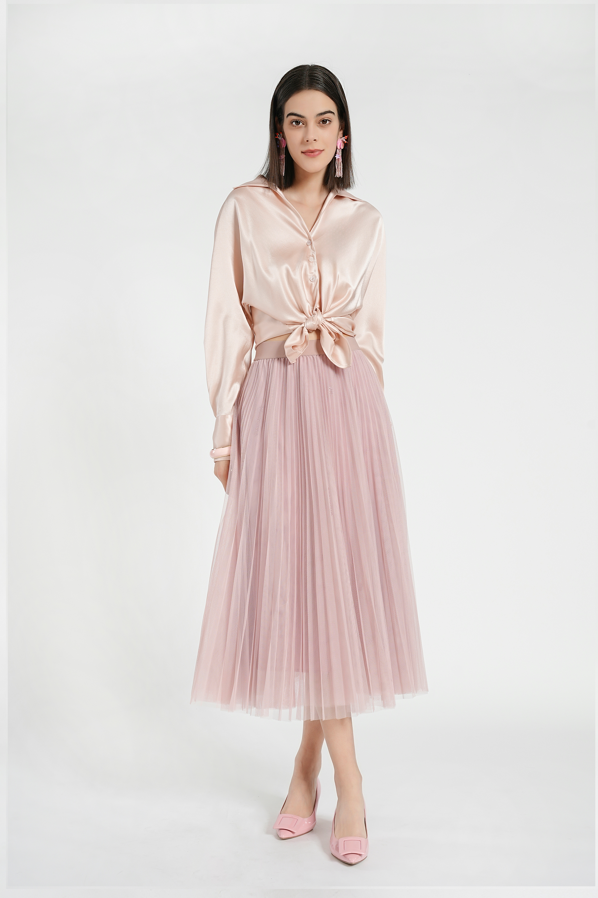 BESIONIA V-Neck Commuter Shirt