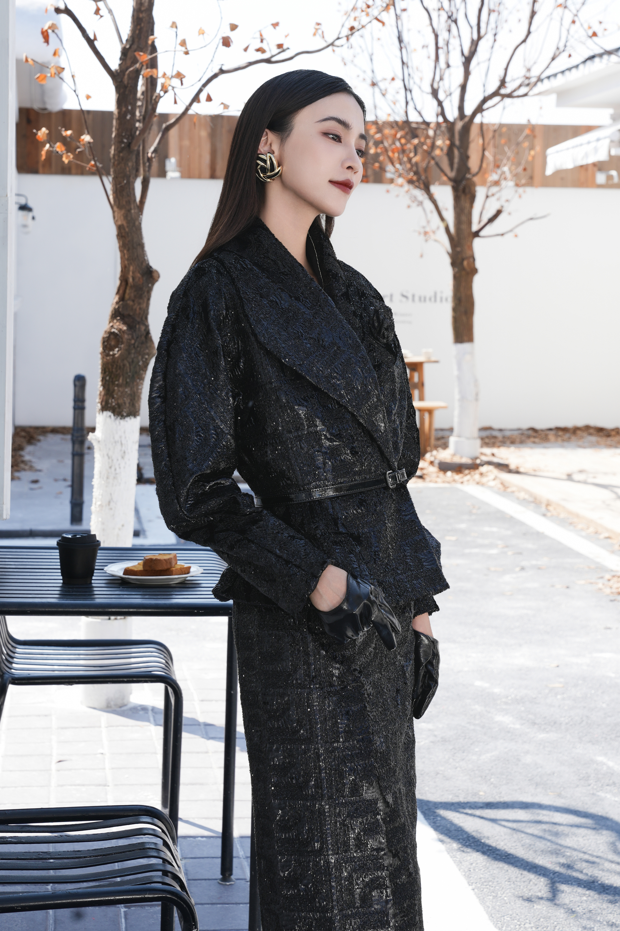 BESIONIA Black Sequin Jacquard Outerwear
