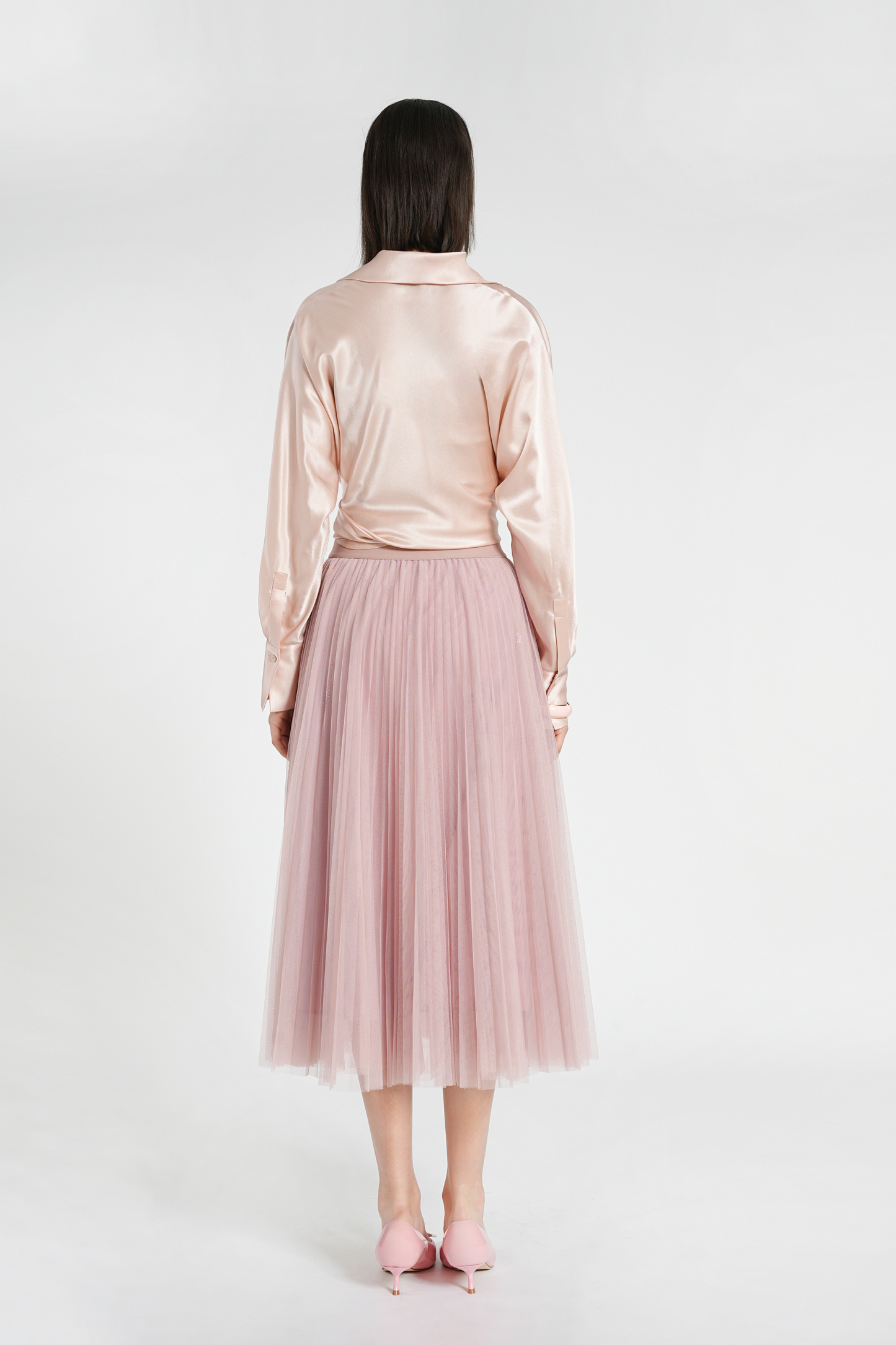 BESIONIA V-Neck Commuter Shirt